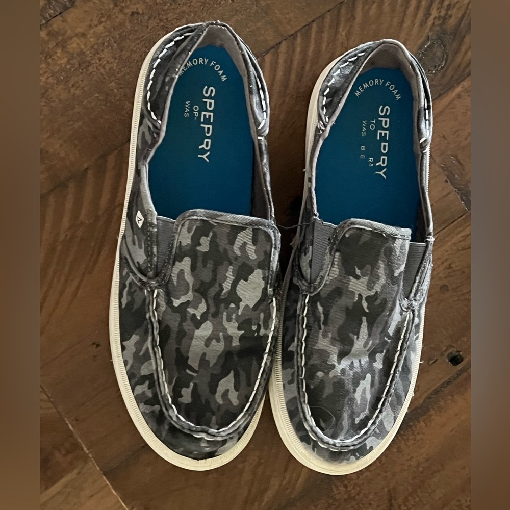 Youth Boys Sperrys